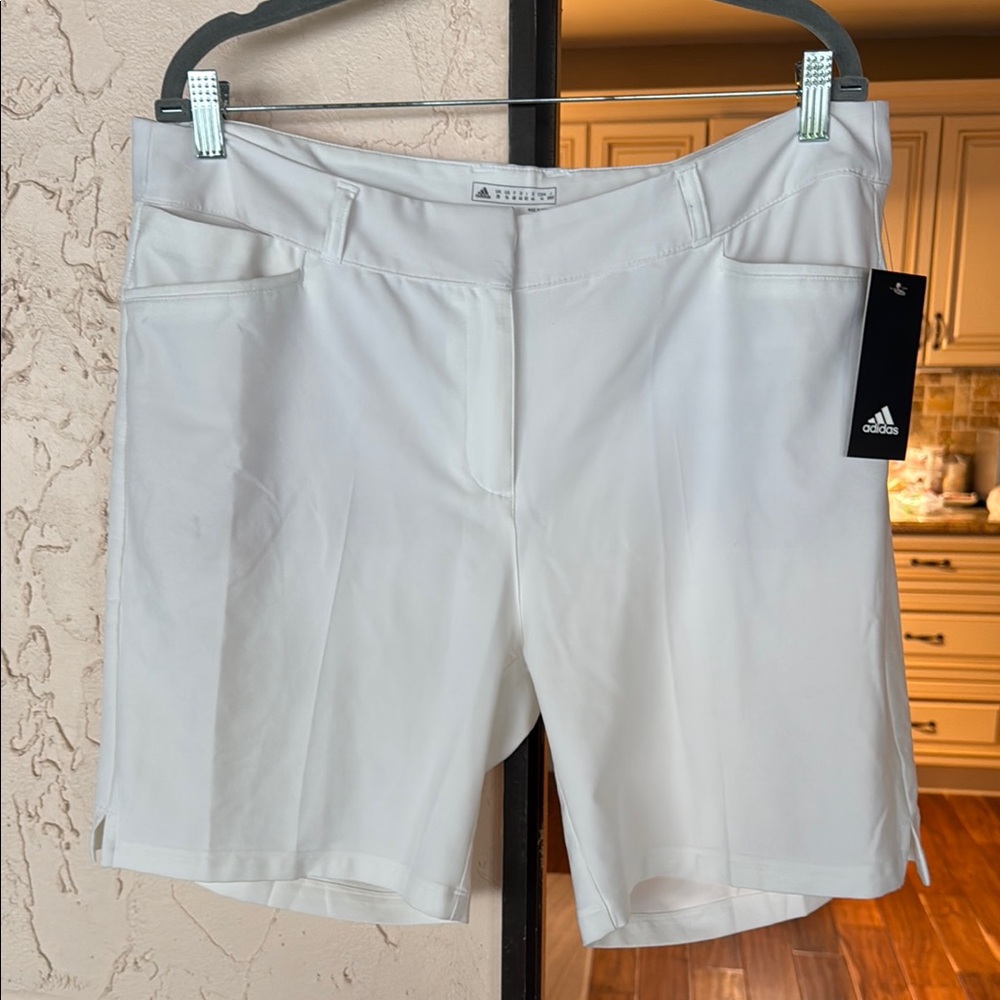 Adidas White Athletic Shorts for Versatile Performance